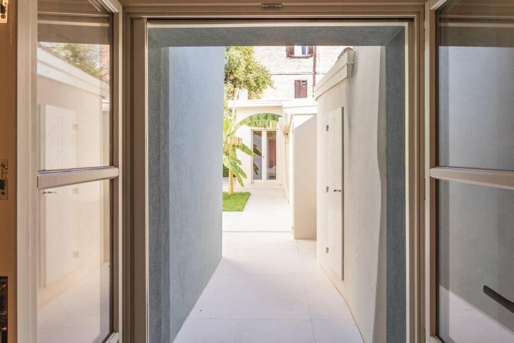 Luxury & Design: Oasi Nel Centro Storico Di Rimini Villa Bagian luar foto